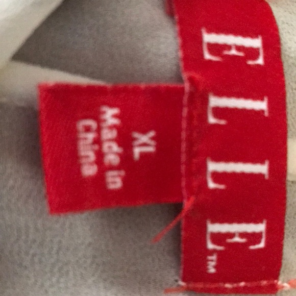 Pretty and lightweight black and white blouse - Picture 3 of 3